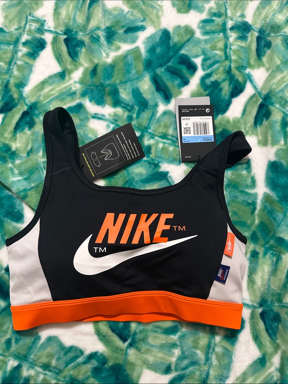 Nike Sports Bra,M,NWT